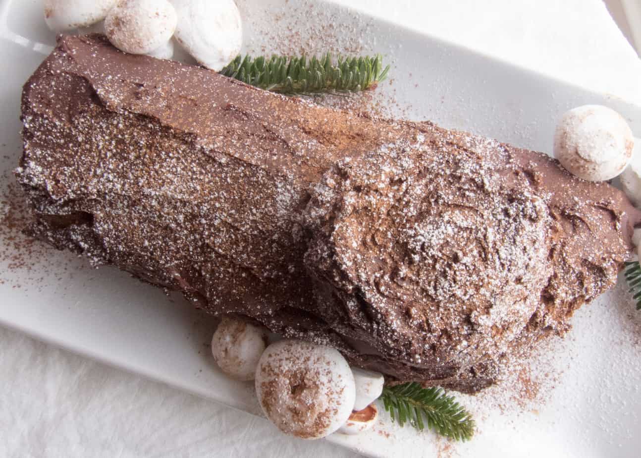 Easy Buche De Noel Cake Recipe Easy Buche De Noel Cake Recipe