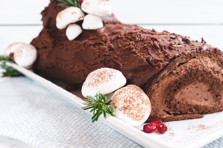 Bûche de Noël Cake (French Yule Log Cake)