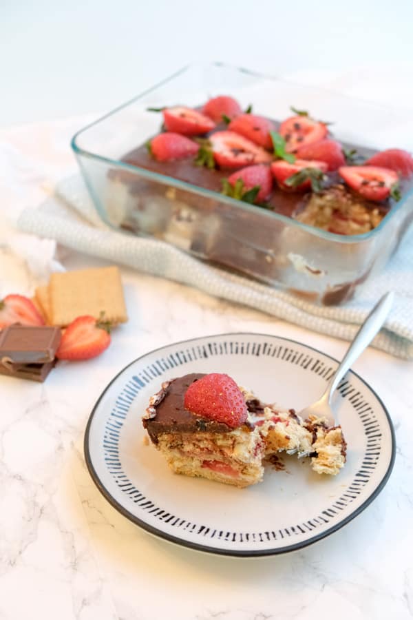 Estonian cookie cake on plate