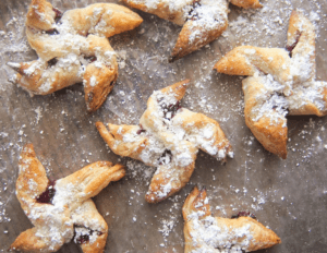 10 European Desserts You MUST Make This Christmas (Best European Cookies and Sweets!)