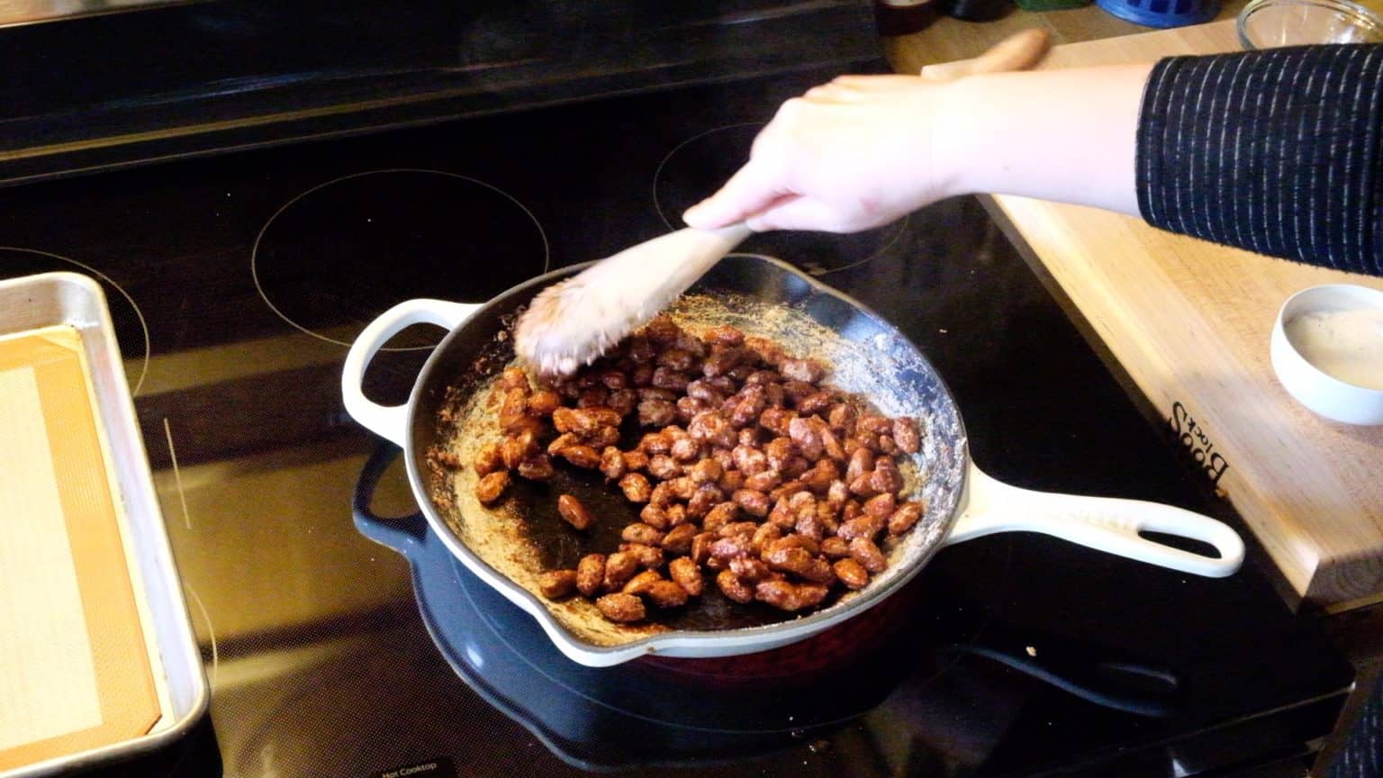 German Gebrannte Mandeln (German Cinnamon Roasted Almonds