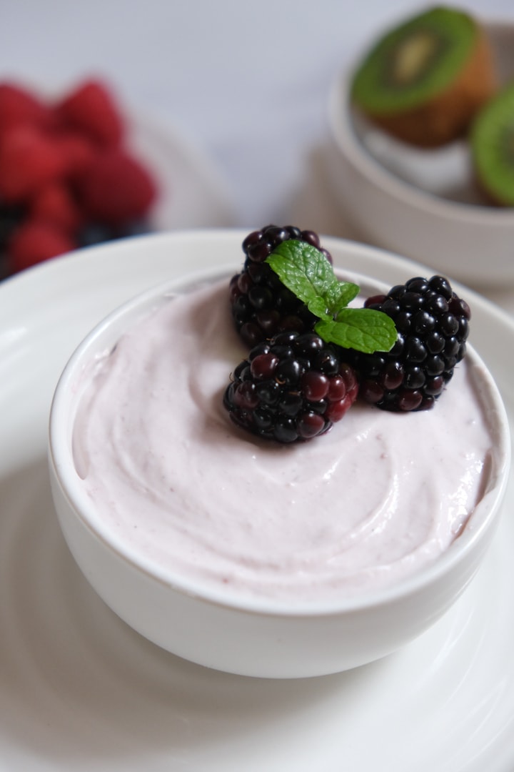 German Quark Recipe, Tips for Making Homemade Quark & How to Make Blackberry Dessert Quark