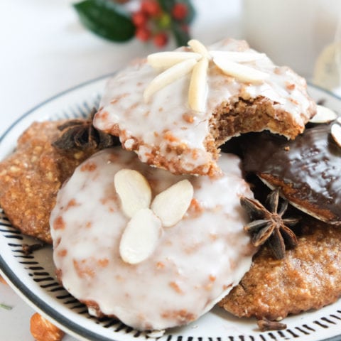 Easy German Lebkuchen Recipe