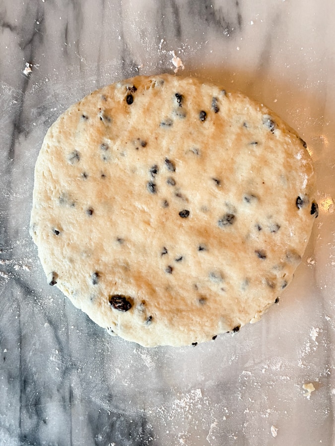 shape dough into circle