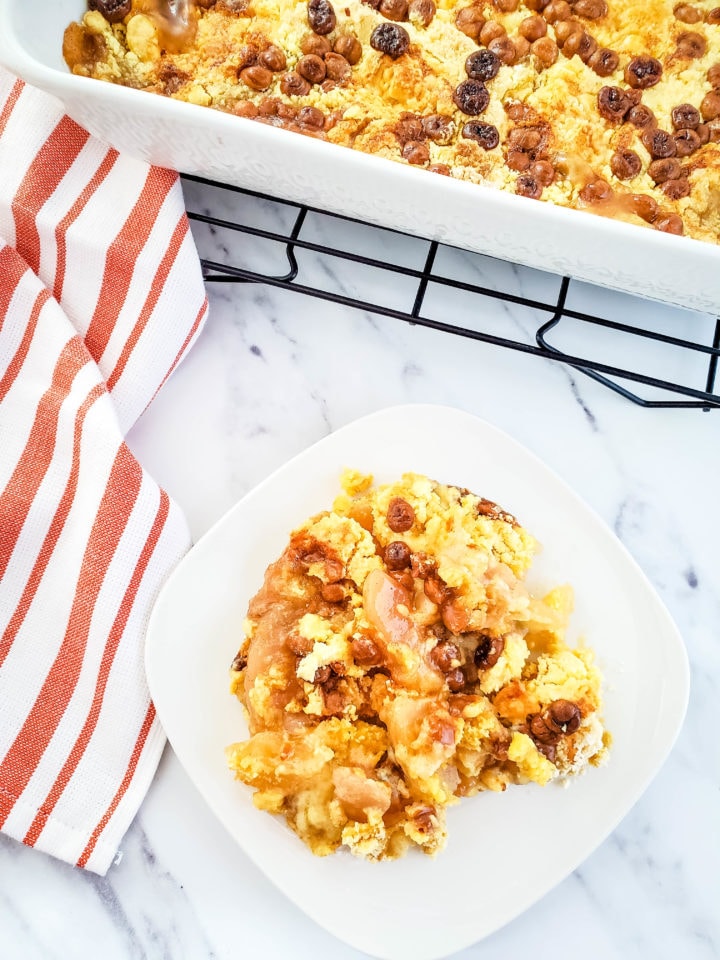 Easy Caramel Apple Pie Filling Dump Cake International Desserts Blog