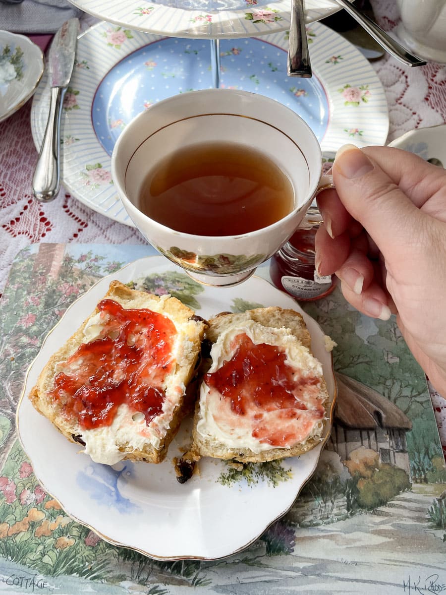 tea and scones